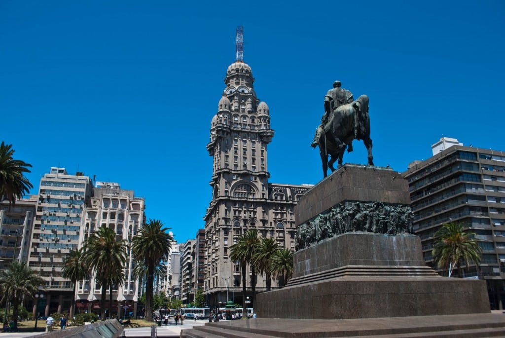 Plaza Independencia, Montevideo