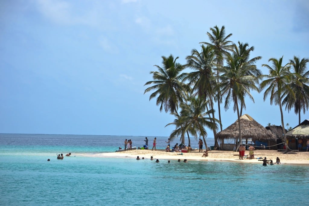 Dog Island, Lemon Cays, San Blas Round the World in 30 Days Round