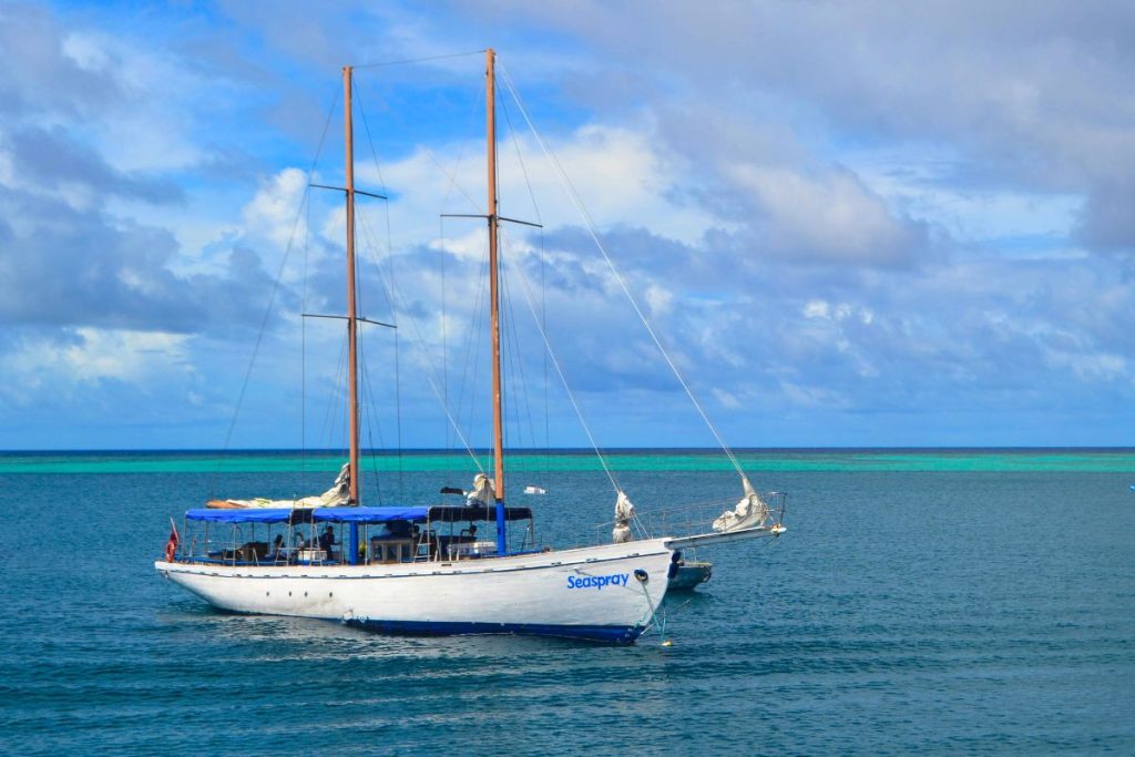 Seaspray Tour Mamanucas Fiji