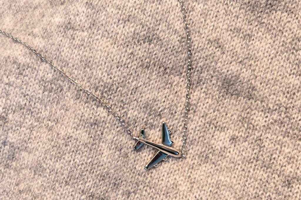 Airplane sideways choker necklace