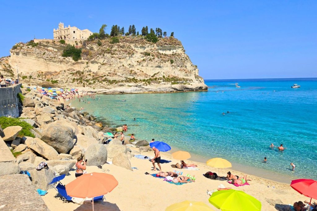 Spiaggia della Rotonda Tropea Italy